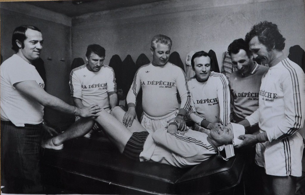 Real Madridin ja Toulouse FC:n muisto-ottelussa vuonna 1970 Aulis Rytkönen päätyi hierottavaksi.